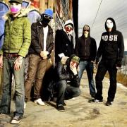 Прикрепленное изображение: HollywoodUndead2.jpeg