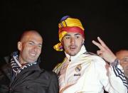 Прикрепленное изображение: 0965d5022125da46_2011_04_21t052023z_01_svp115_rtridsp_3_soccer_spain_cup.jpg