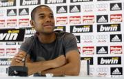 Прикрепленное изображение: 1211062093_Rueda_de_prensa_de_Robinho.jpg