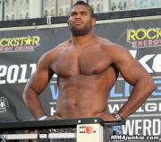 Прикрепленное изображение: alistair_overeem_14.jpg