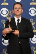 Прикрепленное изображение: 61st_Annual_Primetime_Emmy_Awards_Press_Room_L4pxRU_CcZ6l.jpg