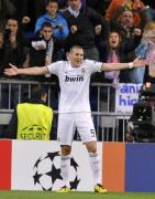 Прикрепленное изображение: 20101208_rm_aux_4_0_Karim_Benzema_7.jpg