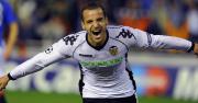 Прикрепленное изображение: Roberto_Soldado_celebrates_Valencia_v_Rangers_2522303.jpg